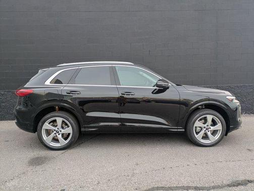 2025 Audi Q5 Premium Plus TFSI quattro S tronic