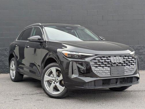 2025 Audi Q5 Premium Plus TFSI quattro S tronic