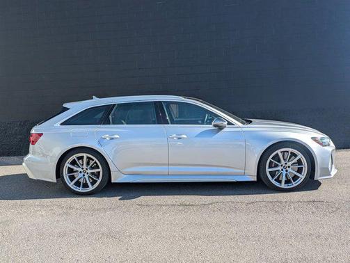 2023 Audi RS 6 Avant 4.0T