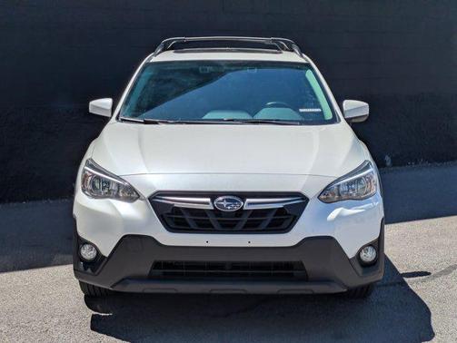 Crystal White Pearl 2021 Subaru Crosstrek Premium
