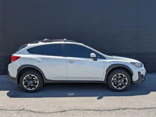 Crystal White Pearl 2021 Subaru Crosstrek Premium