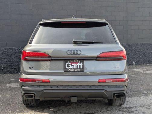 2025 Audi Q7 55 Premium Plus