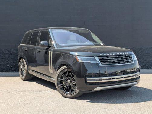 2023 Land Rover Range Rover P530 SE