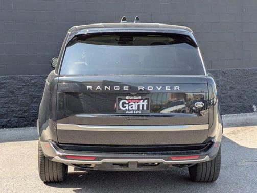 2023 Land Rover Range Rover P530 SE