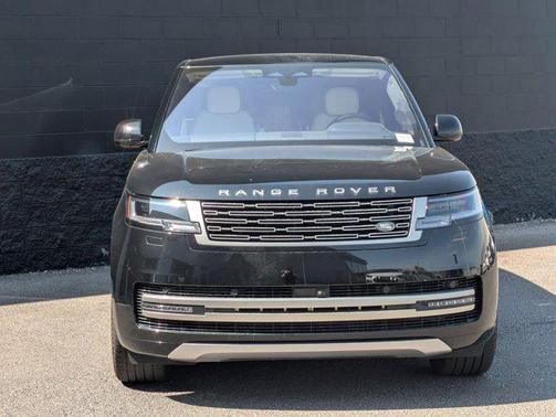 2023 Land Rover Range Rover P530 SE