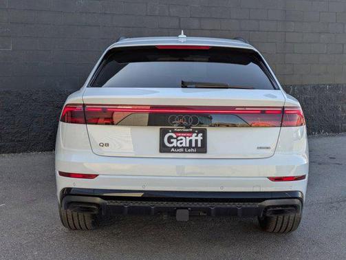 2025 Audi Q8 55 Prestige