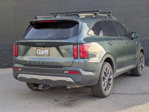 2022 Kia Sorento SX