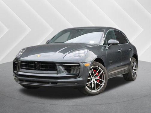2022 Porsche Macan S