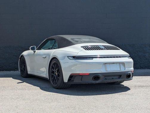 2023 Porsche 911 Carrera 4 GTS