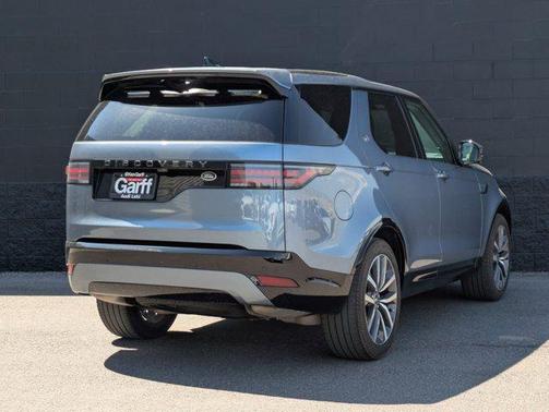 2023 Land Rover Discovery P300 S R-Dynamic