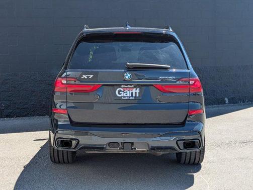 2022 BMW X7 xDrive40i