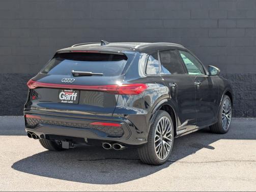 Mythos Black Metallic 2026 Audi SQ5 3.0T Premium Plus
