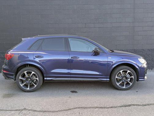 2025 Audi Q3 45 S line Premium Plus