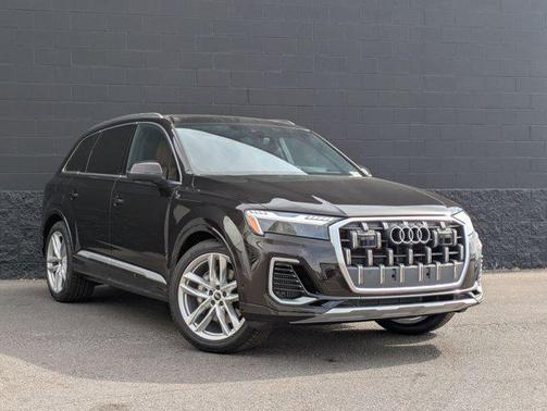 2025 Audi Q7 55 Prestige