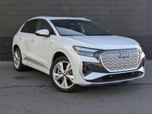 2023 Audi Q4 e-tron Premium Plus 50 quattro