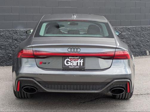 Daytona Gray Pearl Effect 2022 Audi RS 7 4.0T