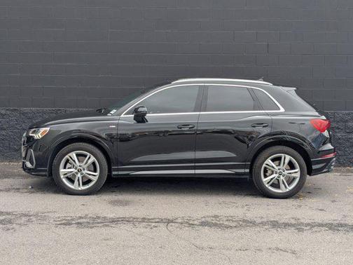 2022 Audi Q3 45 S line Premium Plus