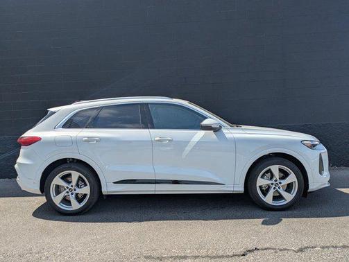 2025 Audi Q5 Prestige