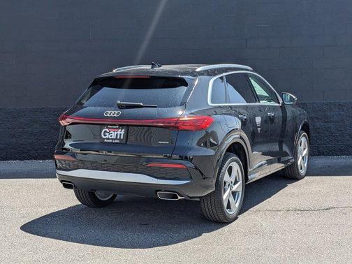 2025 Audi Q5 Premium Plus