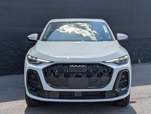 Arkona White 2026 Audi Q5 Sportback Premium Plus TFSI quattro S tronic
