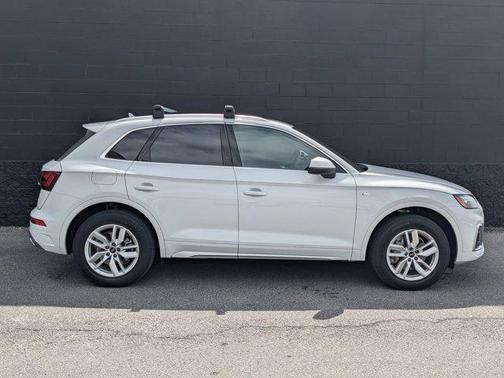2024 Audi Q5 45 S line Premium