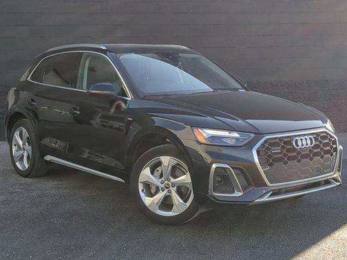 2023 Audi Q5 45 S line Premium Plus