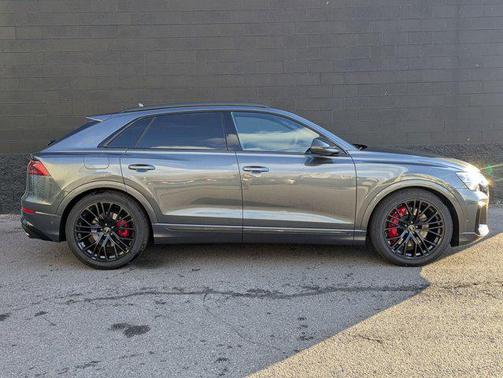 2026 Audi SQ8 4.0T Prestige