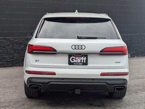 2026 Audi Q7 55 Premium Plus