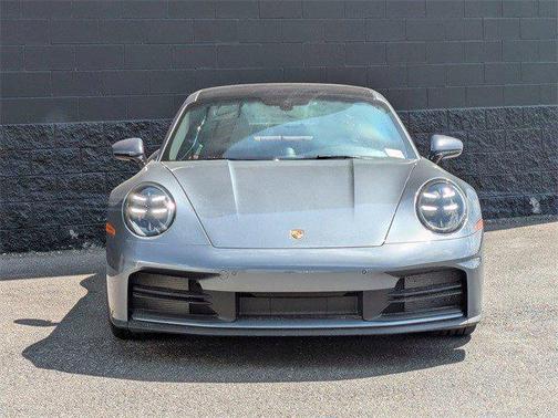 2025 Porsche 911 Carrera