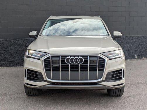 2023 Audi Q7 55 Premium