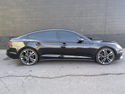 2022 Audi S5 Premium Plus TFSI quattro Tiptronic