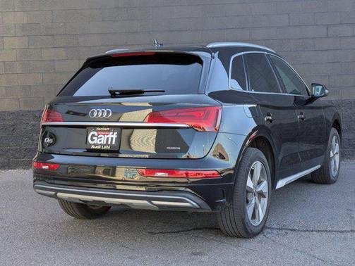 2023 Audi Q5 40 Premium Plus