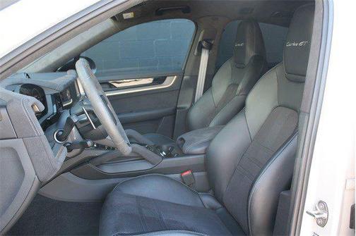 2024 Porsche Cayenne Turbo GT