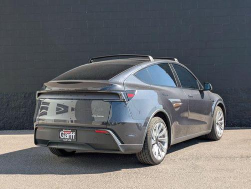 2026 Tesla Model Y Long Range Dual Motor All-Wheel Drive