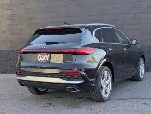 2025 Audi Q5 Prestige TFSI quattro S tronic