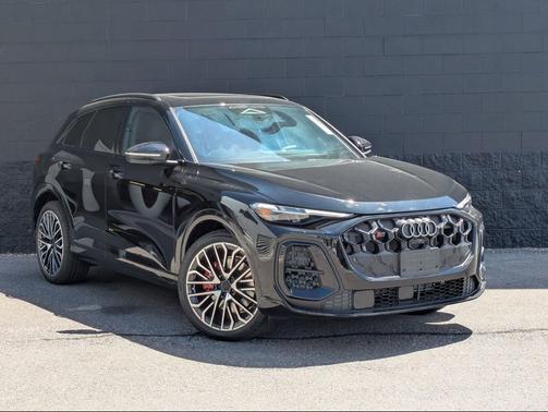Mythos Black Metallic 2026 Audi SQ5 3.0T Prestige