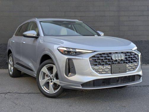 2025 Audi Q5 Prestige