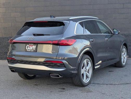 2025 Audi Q5 Prestige TFSI quattro S tronic