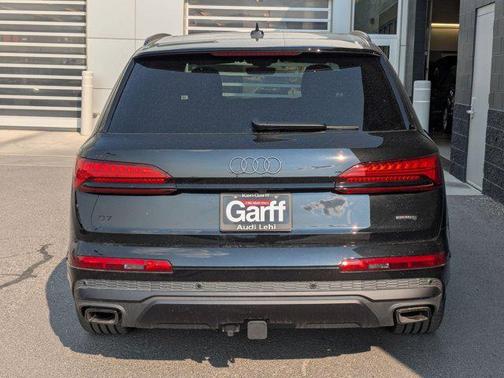 2025 Audi Q7 55 Prestige
