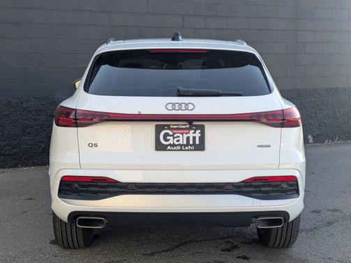 2025 Audi Q5 Premium TFSI quattro S tronic