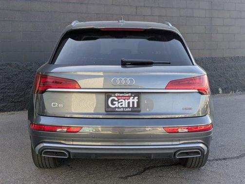 2022 Audi Q5 45 S line Premium