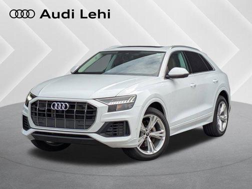Glacier White Metallic 2023 Audi Q8 55 Premium Plus