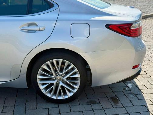 2013 Lexus ES 350 Base
