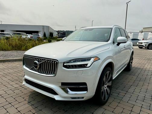 2021 Volvo XC90 T6 Inscription 7 Passenger