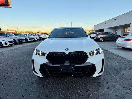 2024 BMW X6 xDrive40i