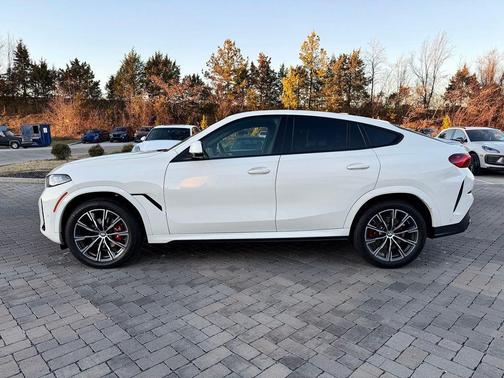 2024 BMW X6 xDrive40i