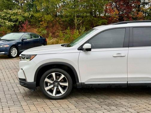 2025 Honda Pilot Elite