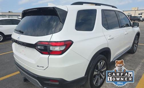 2025 Honda Pilot Elite
