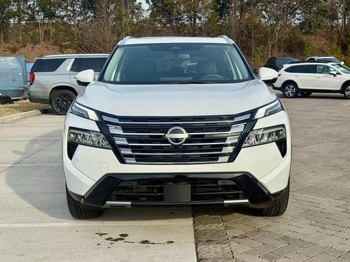 2024 Nissan Rogue Platinum