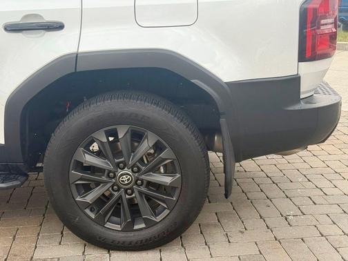 2024 Toyota Land Cruiser Base